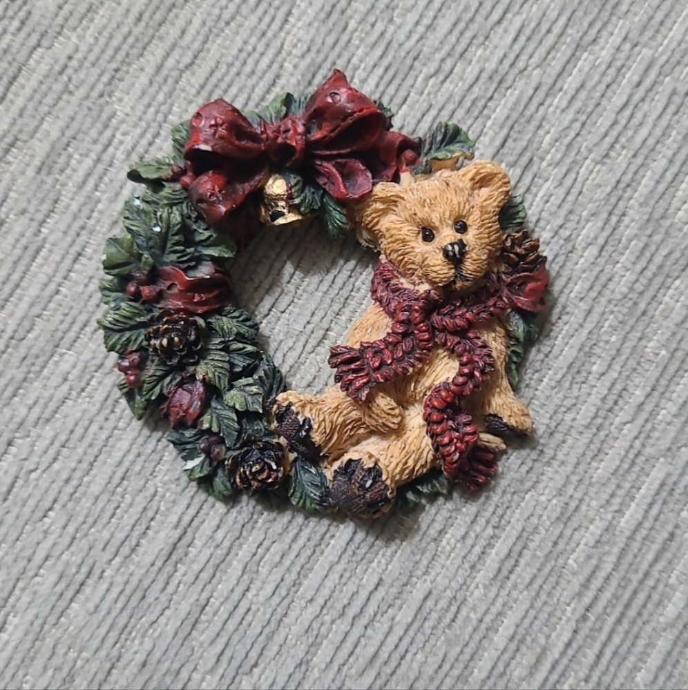 Boyds Bears Christmas Pin